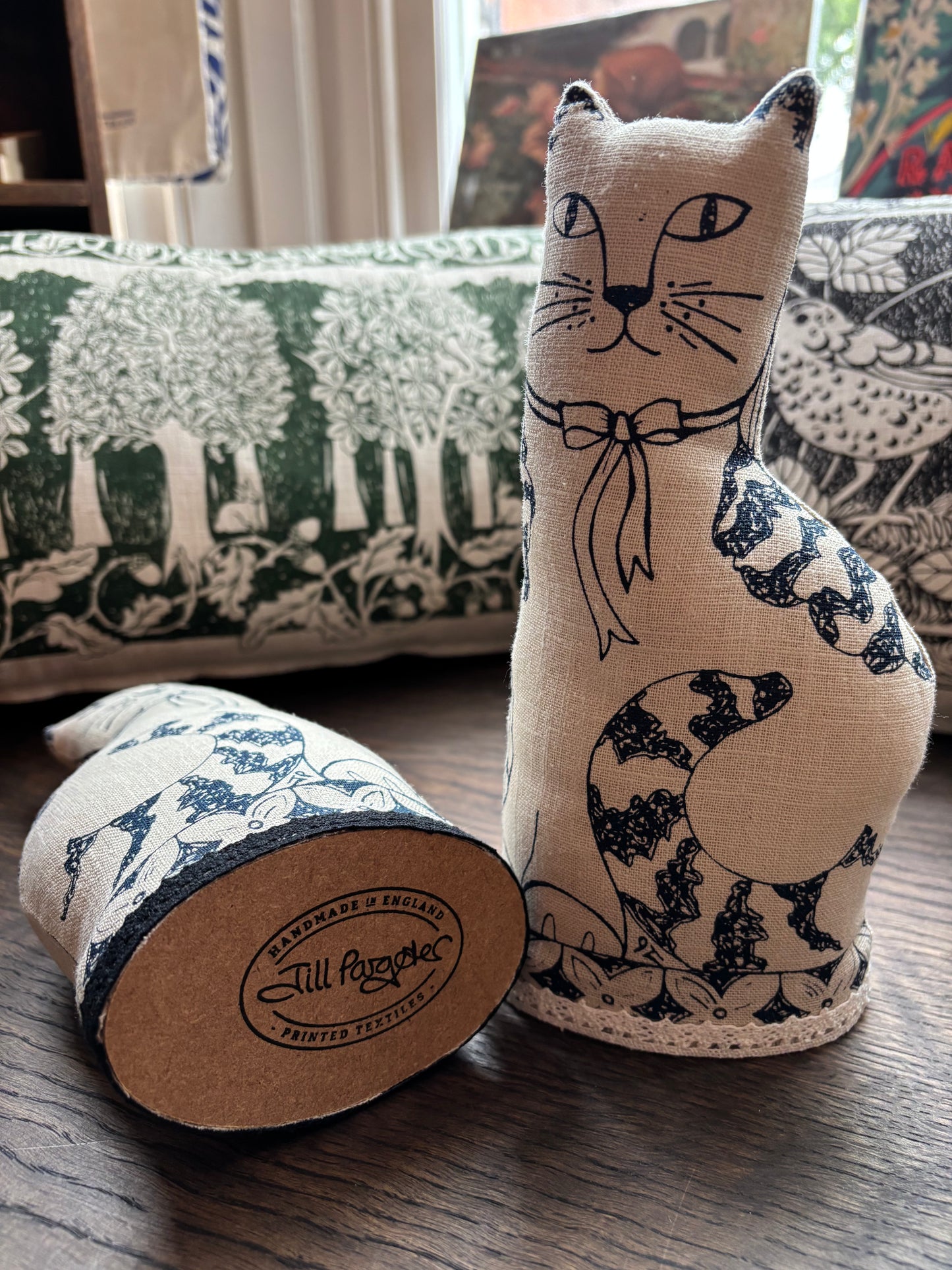 Jill Pargeter Linen Cat Figure
