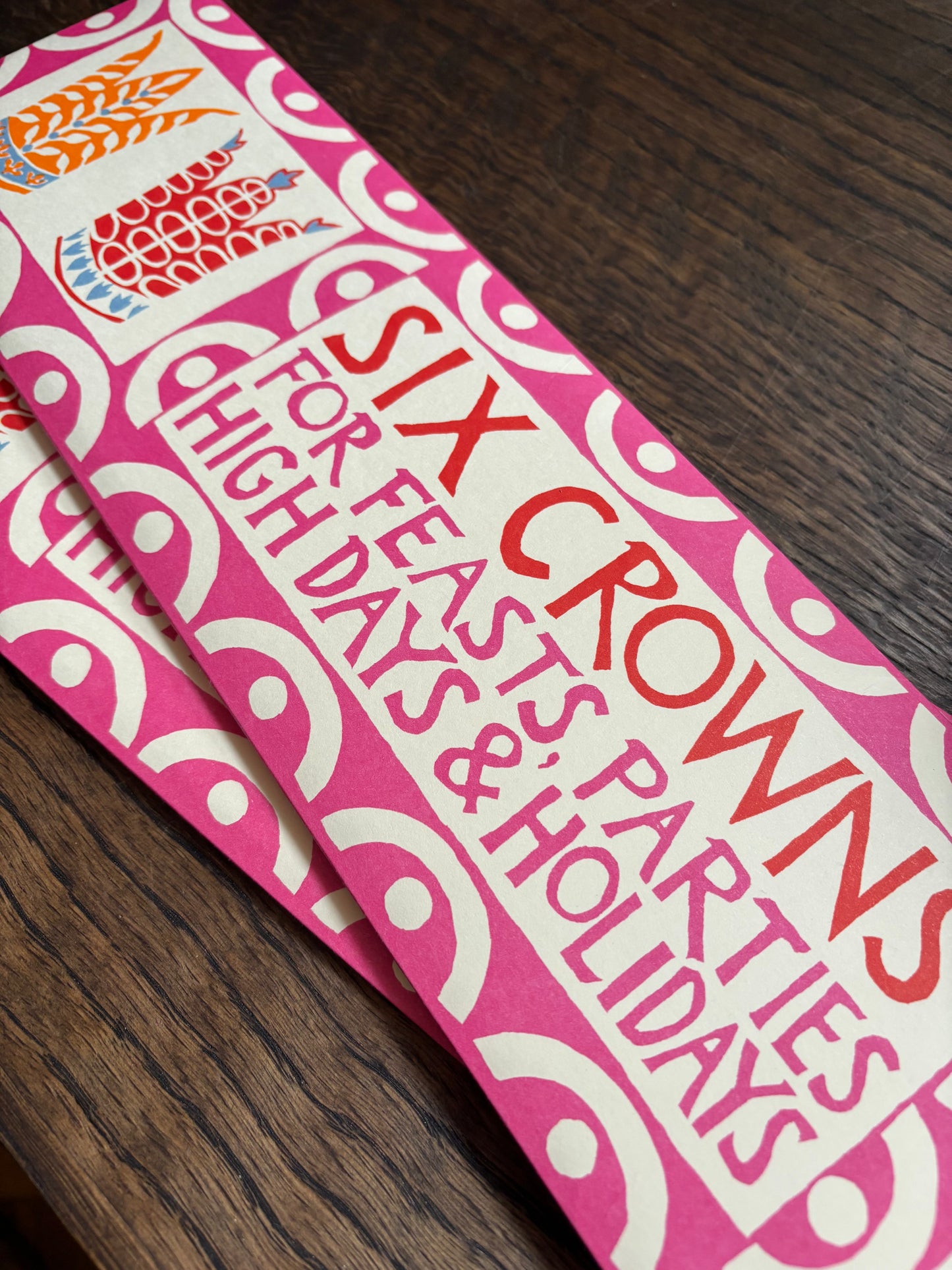 Cambridge Imprint Festive Crowns (Set of 6)