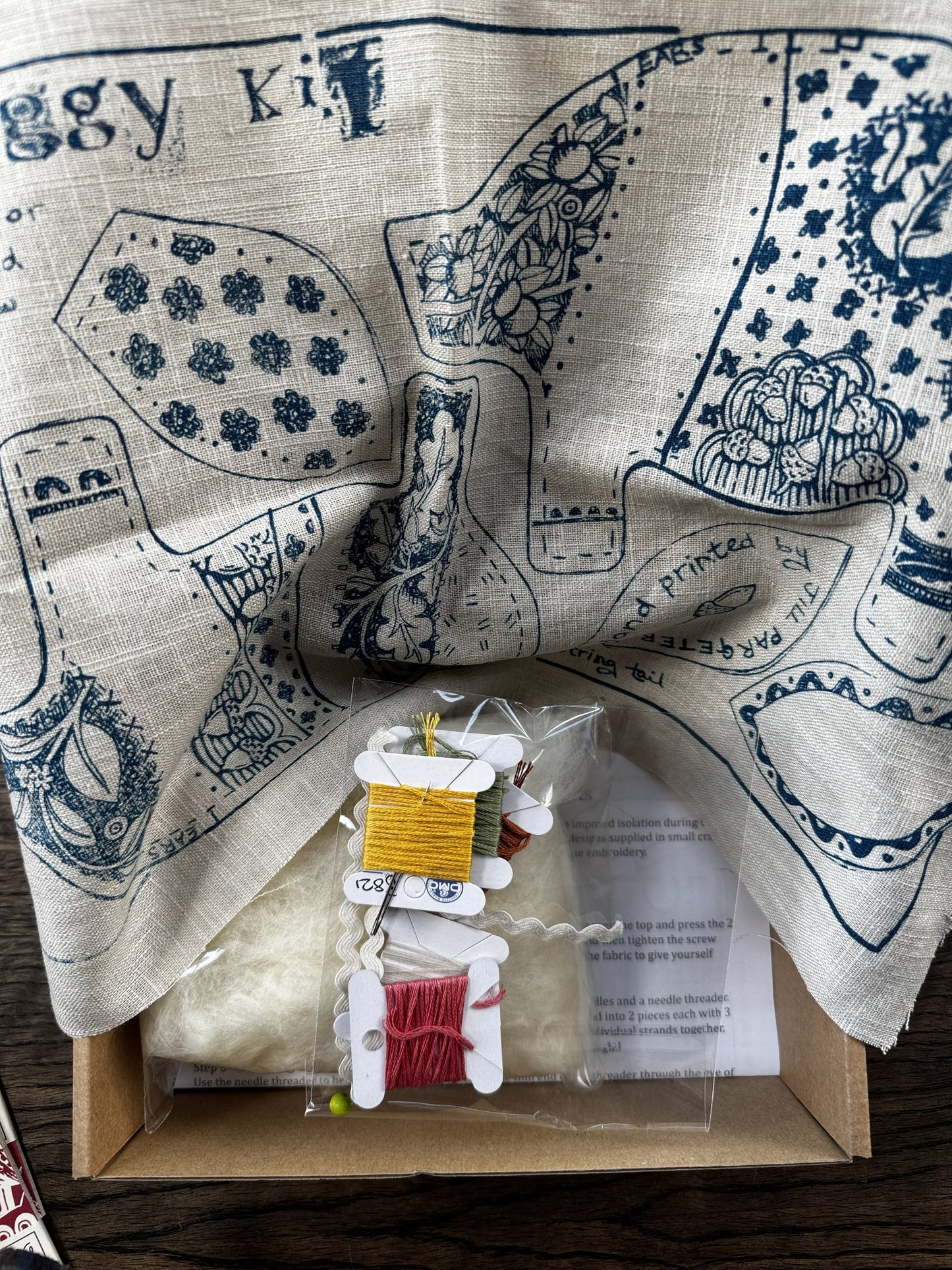 Jill Pargeter Stickset Gänseblümchen
