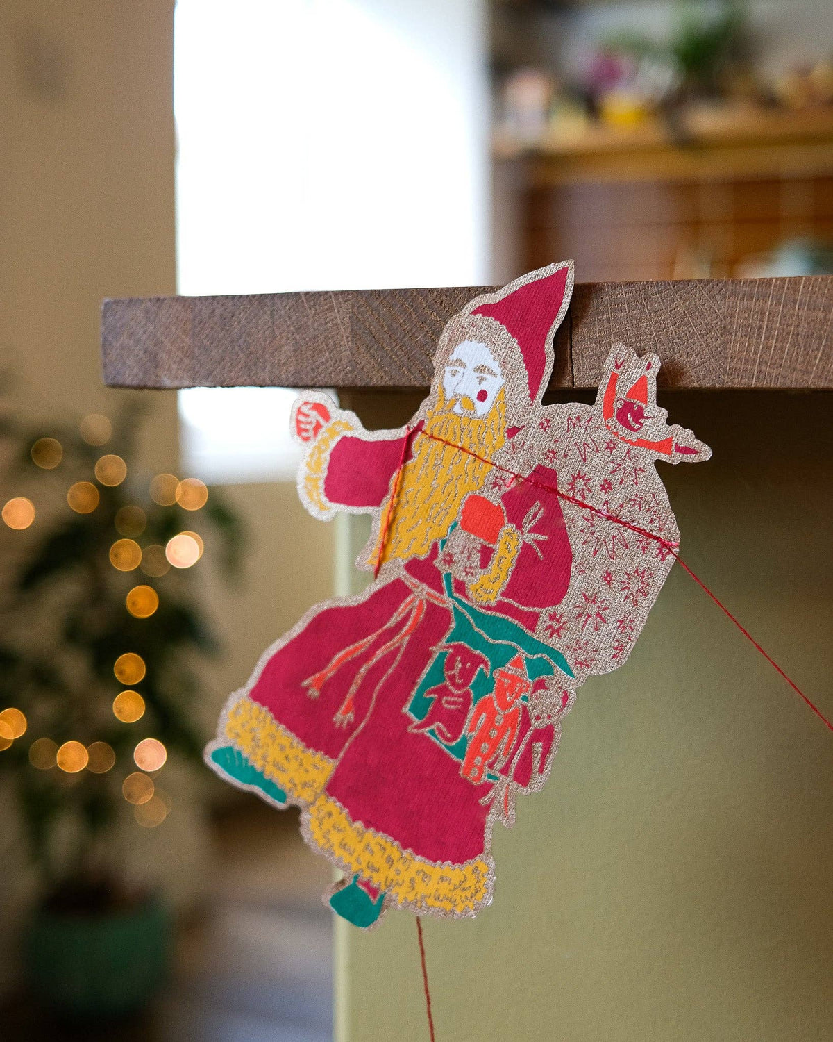 UK/EU: Saint Nicholas Sewn Garland