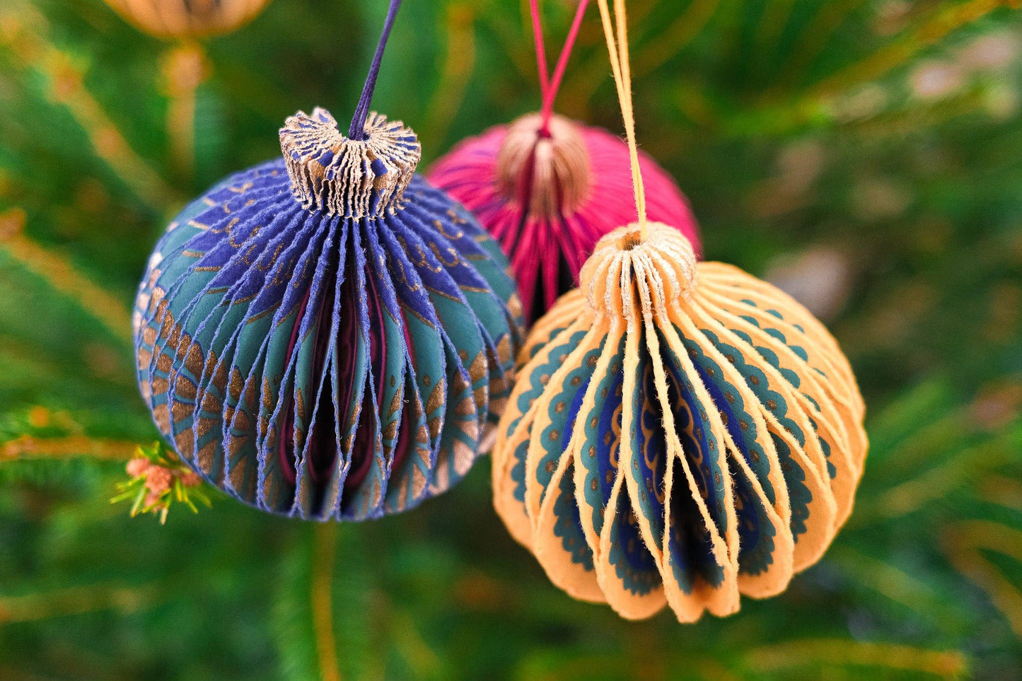 Blue Bauble Honeycomb