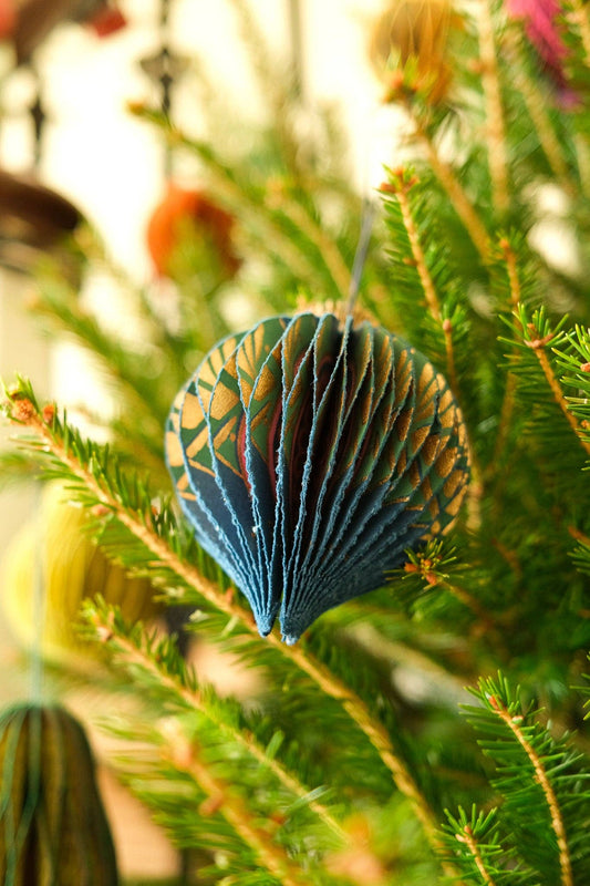 Blue Bauble Honeycomb