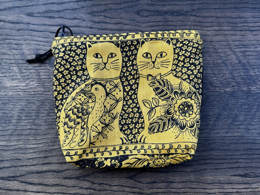 Jill Pargeter Linen Zip Bag Cat - Yellow