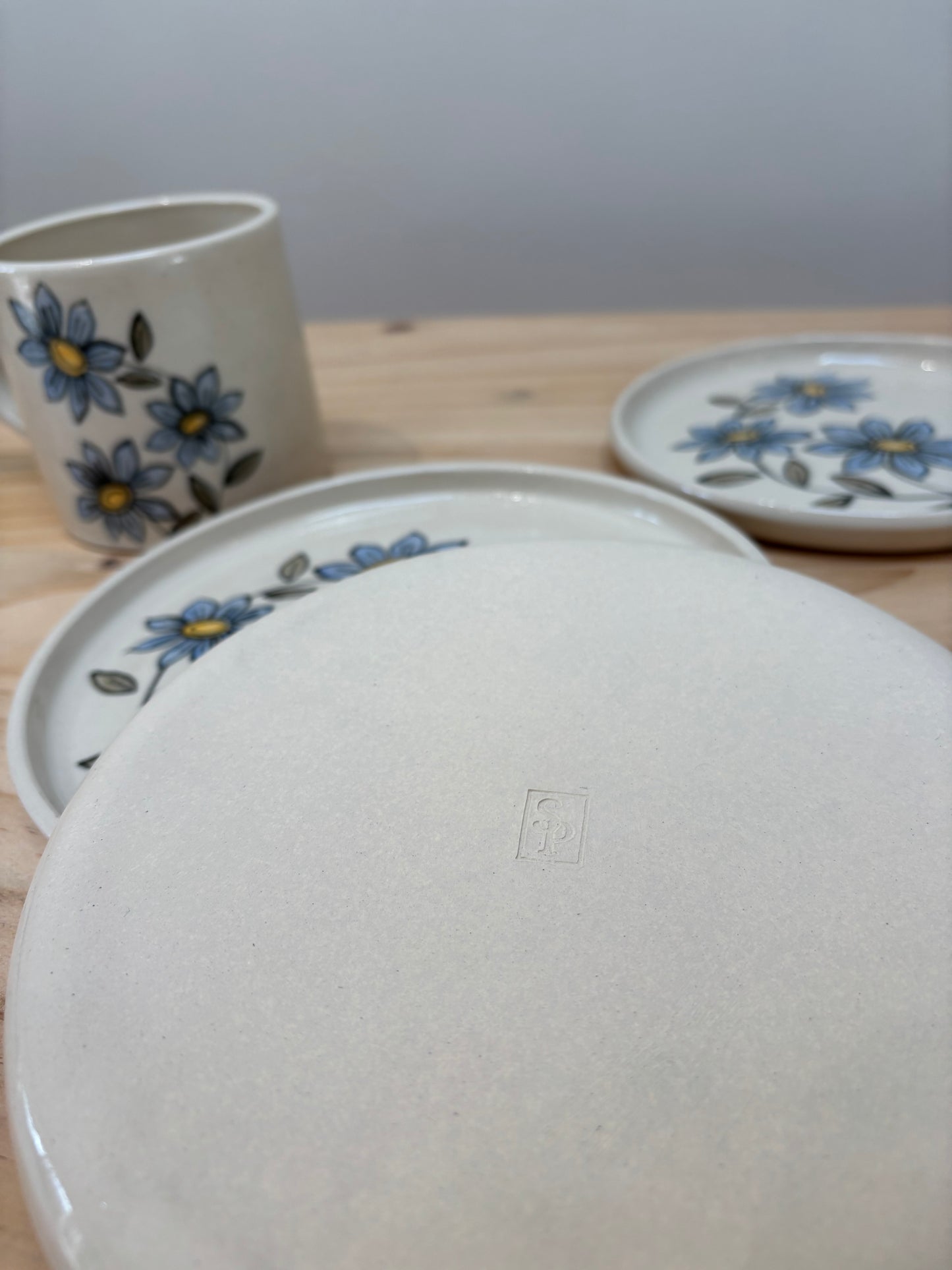 Daisy Small Plate by Hello Shan
