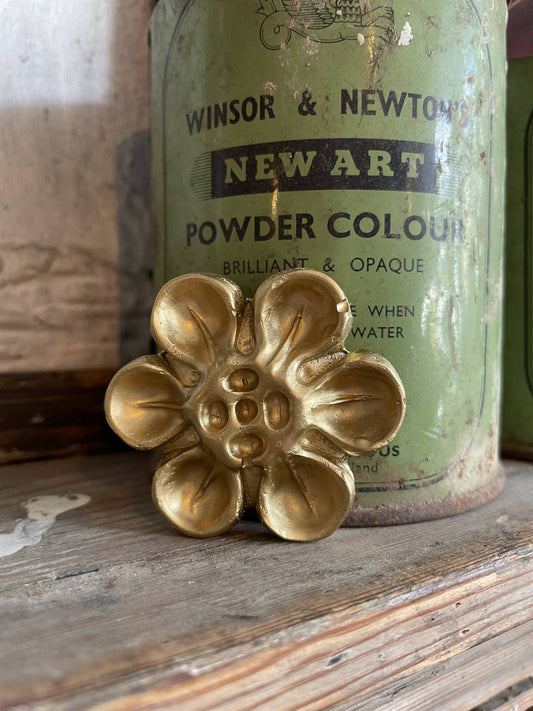 Gilded Plaster Patera Small Flower Decoration