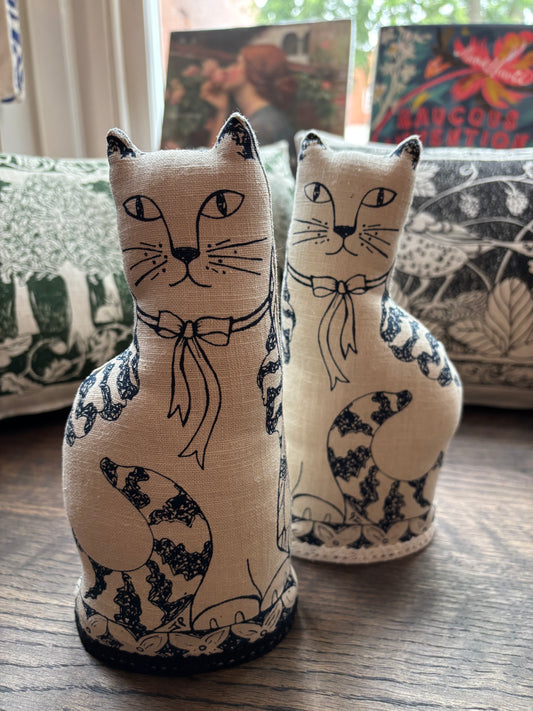 Jill Pargeter Linen Cat Figure
