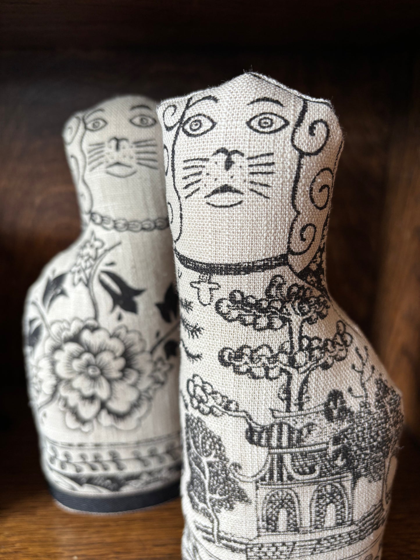 Jill Pargeter Linen Small Dog Figure