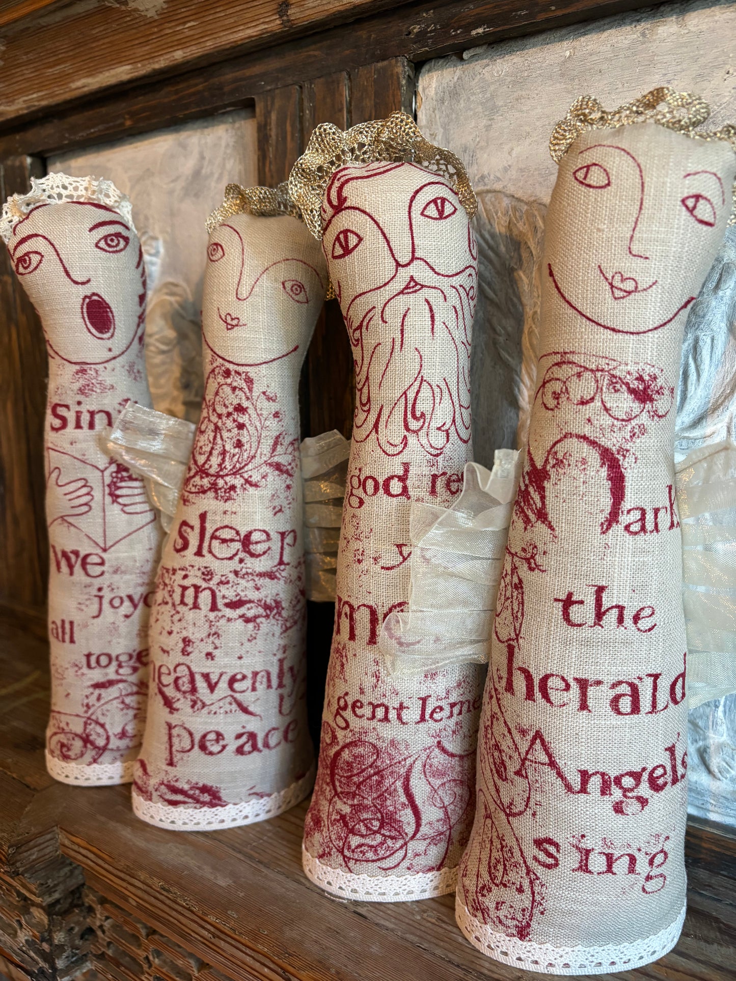 God Rest Ye Merry Gentlemen Linen Figure by Jill Pargeter