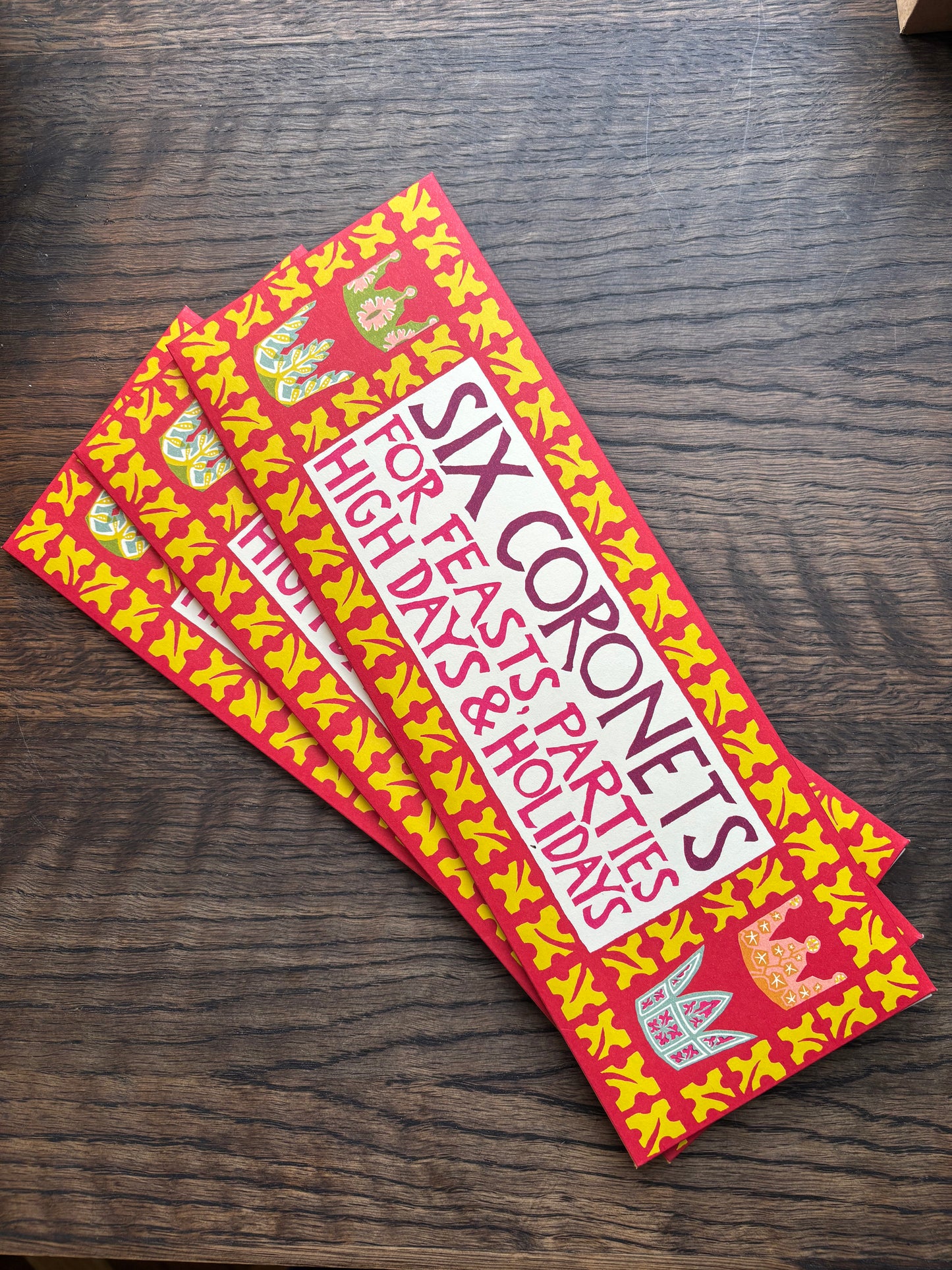 Cambridge Imprint Festive Coronets (Set of 6)