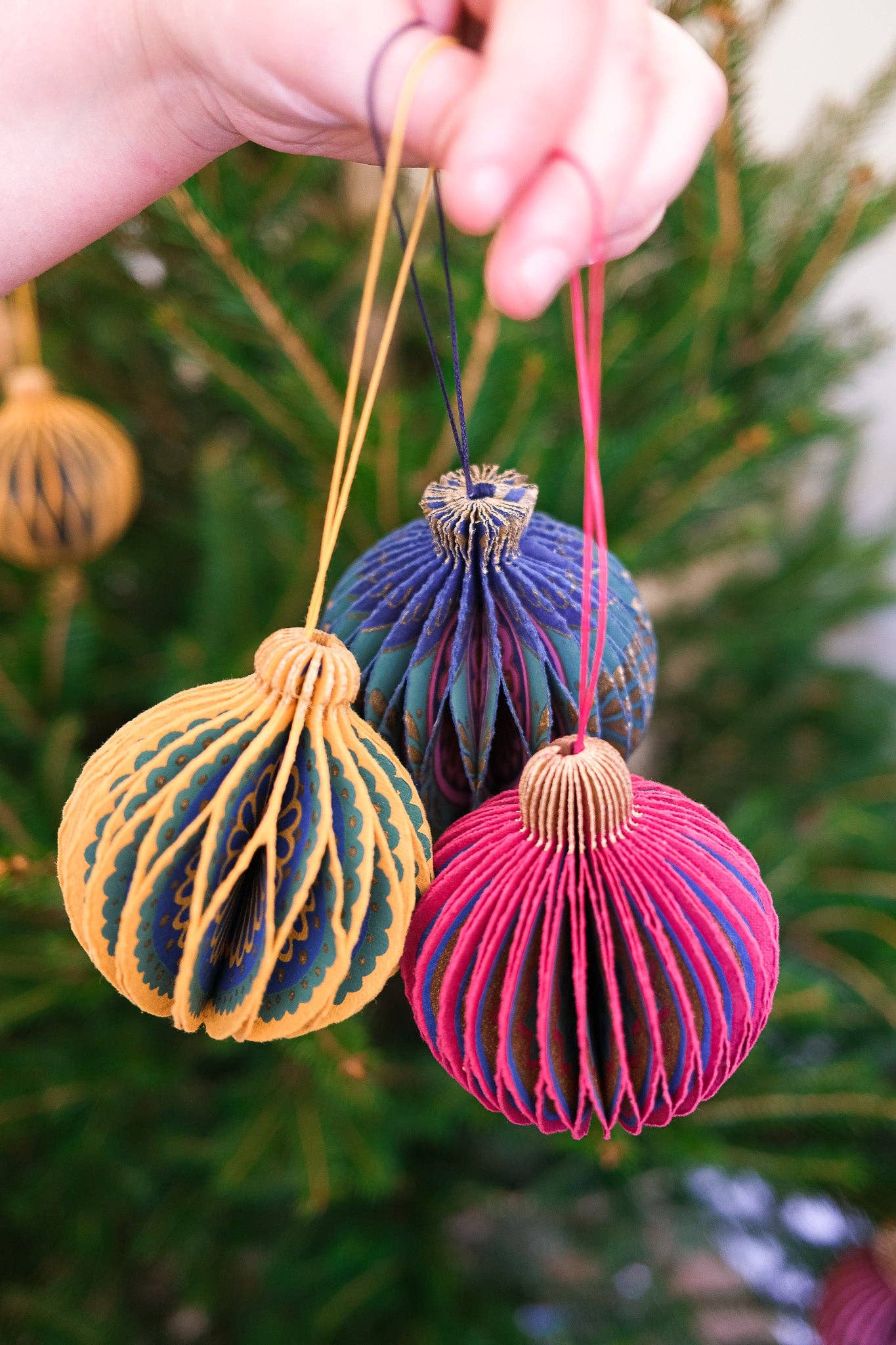 Yellow Bauble Honeycomb