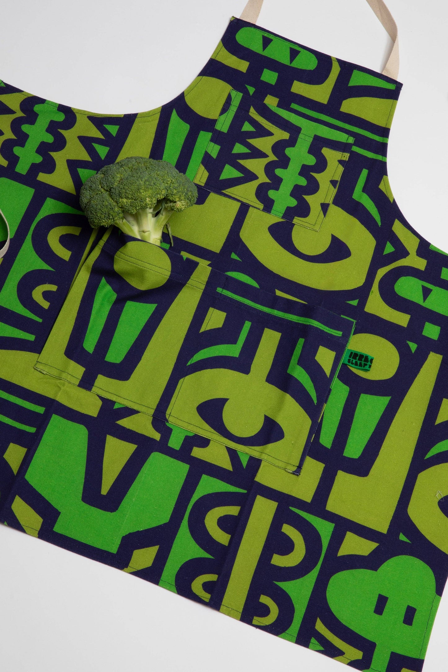 Apron in Jungle: Green